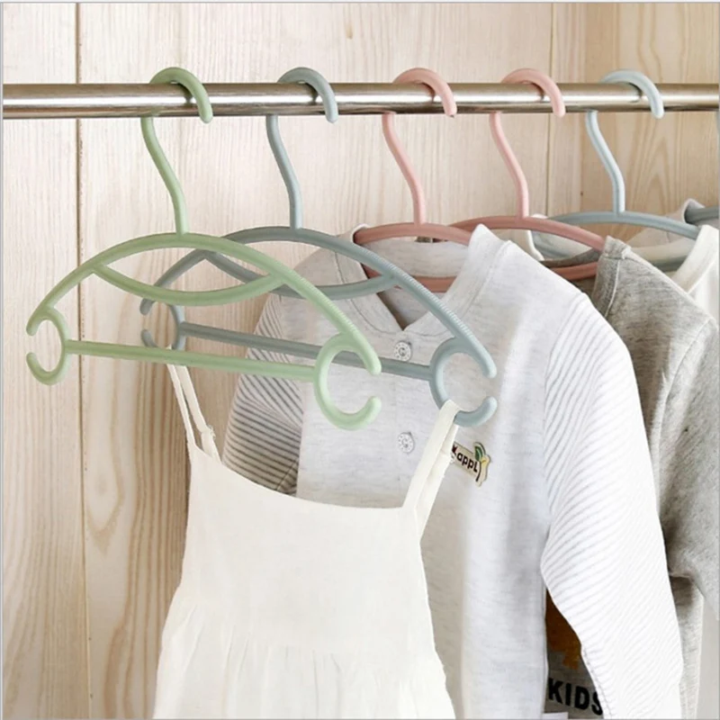 

10pcs Plastic Kids Clothes Hanger Home Children Baby Non-slip Seamless Dry Wet Hangers Wardrobe Closet Scarf Towel Display Rack