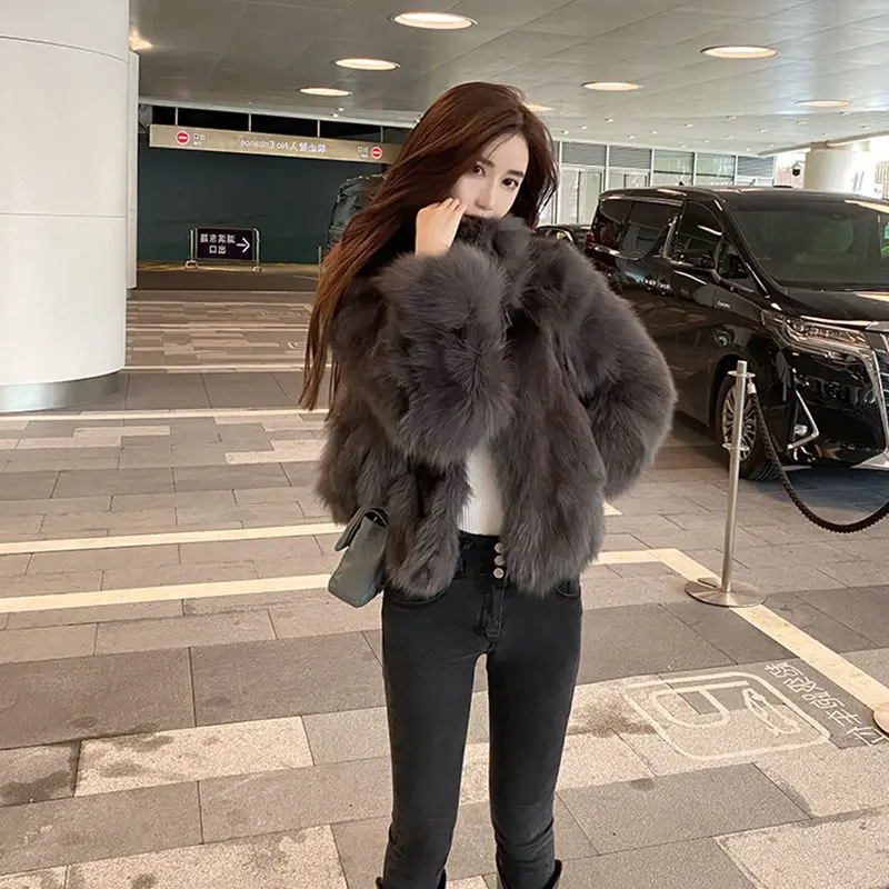 

Women 2021 Winter Fashion Short Fake Fox Fur Motorcycle Coats Female Solid Color Loose Outwear Ladies Warm Faux Fur Jackets Q520