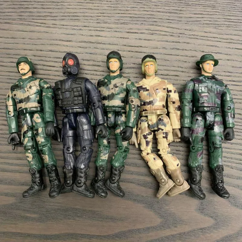 5 шт. GI Joe случайно| |