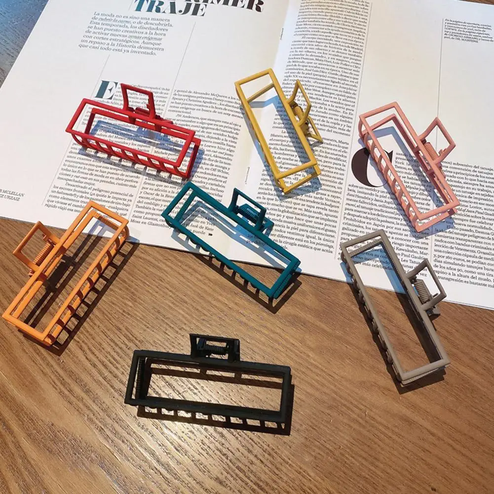 

Новые летние цветные с геометрическим рисунком коготь волос в стиле ретро; В Корейском стиле квадратных металлических каблуках акула зажим...