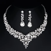 alloy wedding jewelry set hollow out lightweight shiny rhinestone necklace earring set for banquet