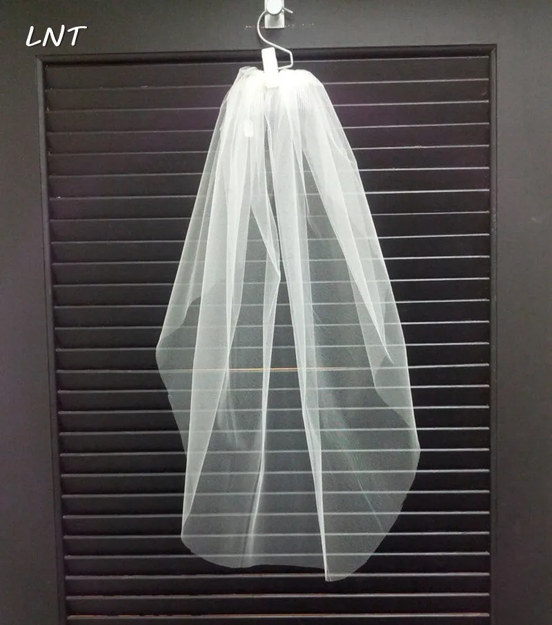 

Shoulder Length Wedding Veil Cut Drop Bridal Veil with Tooth Comb