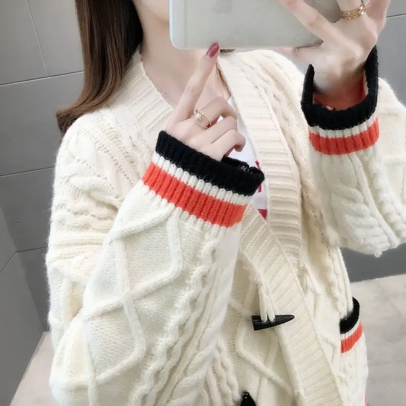 

Korean Thicken Knitted cardigans Women Casual Loose Oversize Single Breasted Sweater Autumn long sleeve Green Knitting tops