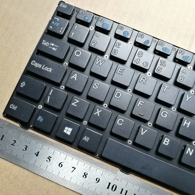 Клавиатура для ноутбука CLEVO W243 W243HU ITAUTEC A7520 W7535 W7545 W7630 W7635 W7645 W7650 Zyrex LW4343 LW4820T LW4843 |