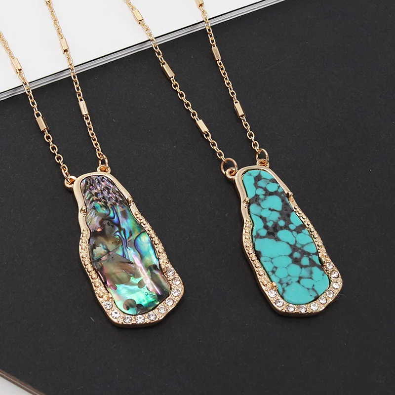 Ожерелье с подвеской в виде абалона из бирюзы неправильной инкрустацией сплава