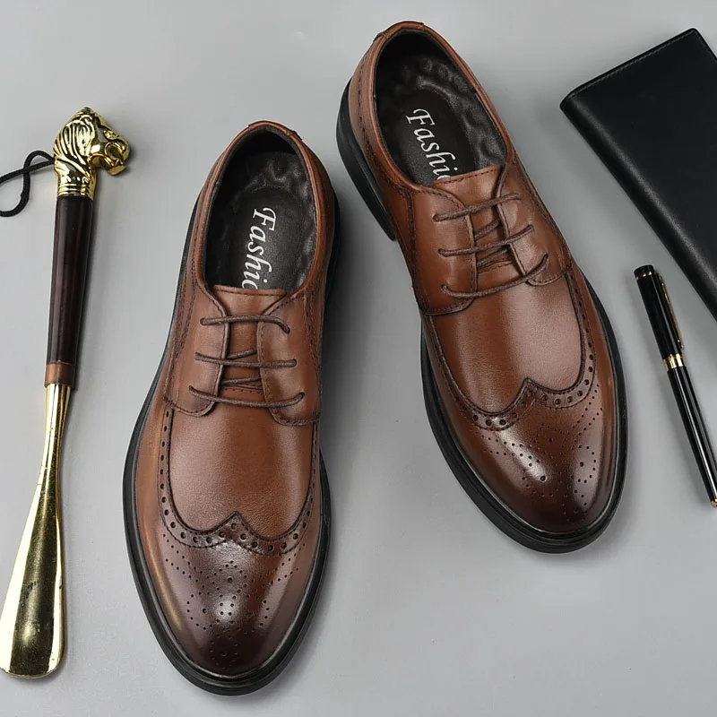 

British men casual business wedding formal dress genuine leather brogue shoes lace-up carving bullock shoe gentleman footwear