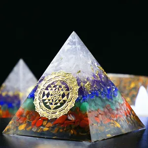 AURA-REIKI Orgonite пирамиды природного белый кристалл аметиста Сахасрара Чакра Jeremiel для того, чтобы улучшить настроение смолы пирамиды ремесла