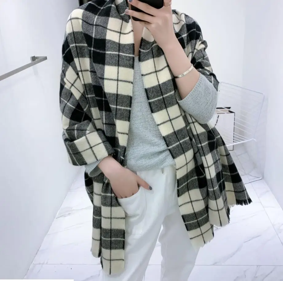 color 32 Женский шарф grueso шаль caliente bufanda grande chal mujeres envolturas Винтаж Polar a prueba de viento chal шарфы 140*140 см - Цвет: color 32