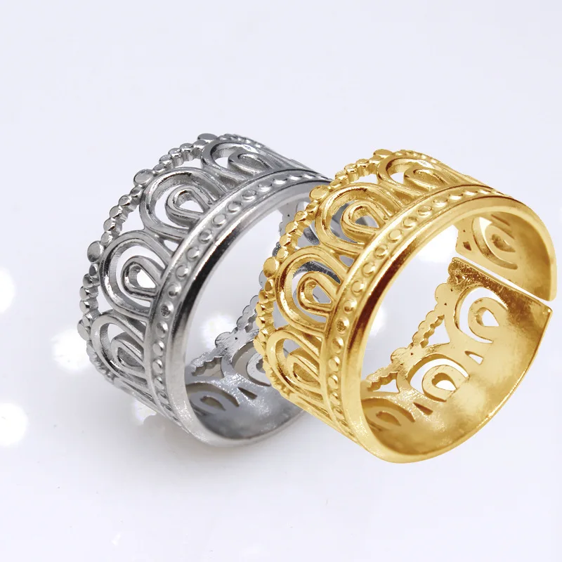 

Hollow Crown Exaggerated Titanium Steel Ring Men and Women Opening Adjustable Couple Stainless Steel Ring Wholesale