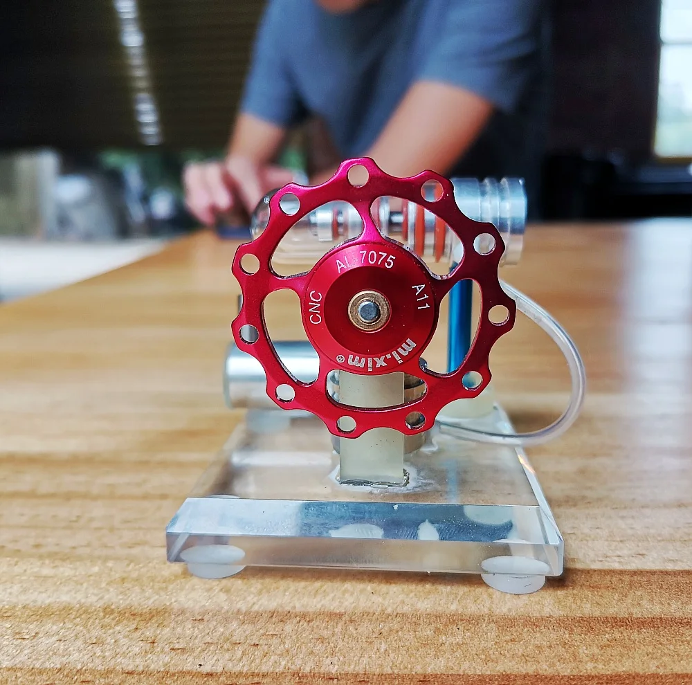 Миниатюрная модель механического двигателя шатуна научная строка