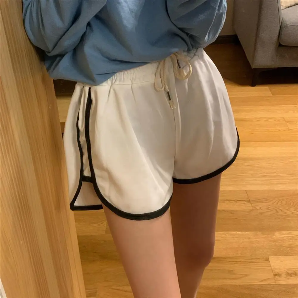 

Summer new simple casual shorts women's Korean loose wide leg three-point hot pants student running sports black shorts