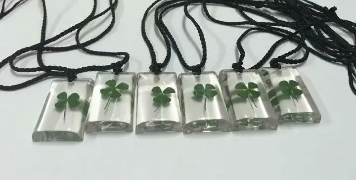 

50 pcs Trendy Jewelry Four Leaves Clover Pendant Gift Wholesale Hot Sale