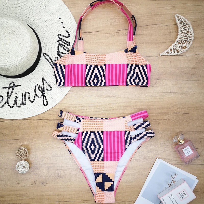 Новинка 2020 пляжная одежда с клетчатым принтом женский купальник на одно плечо