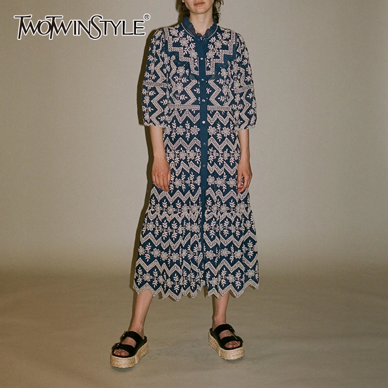 Женское кружевное платье TWOTWINSTYLE Летнее Длинное Платье с вышивкой воротником
