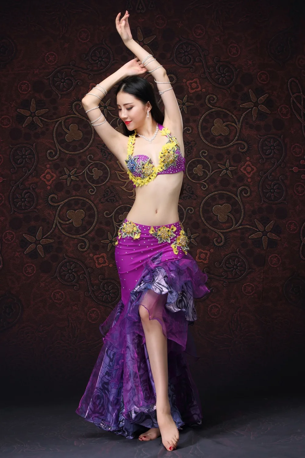 Belly Dancing Clothes Performance Women Dancewear for Oriental Dance Outfits Belly Dance Beaded Costume 2pcs/set Bra and Skirt