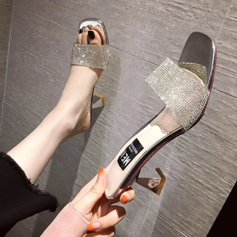 Женские босоножки на высоком каблуке с плюшевым помпоном c2273 | Обувь