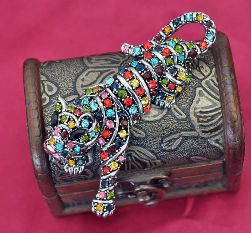 Симпатичные броши брошь с тигром Стразы животные женские ювелирные изделия