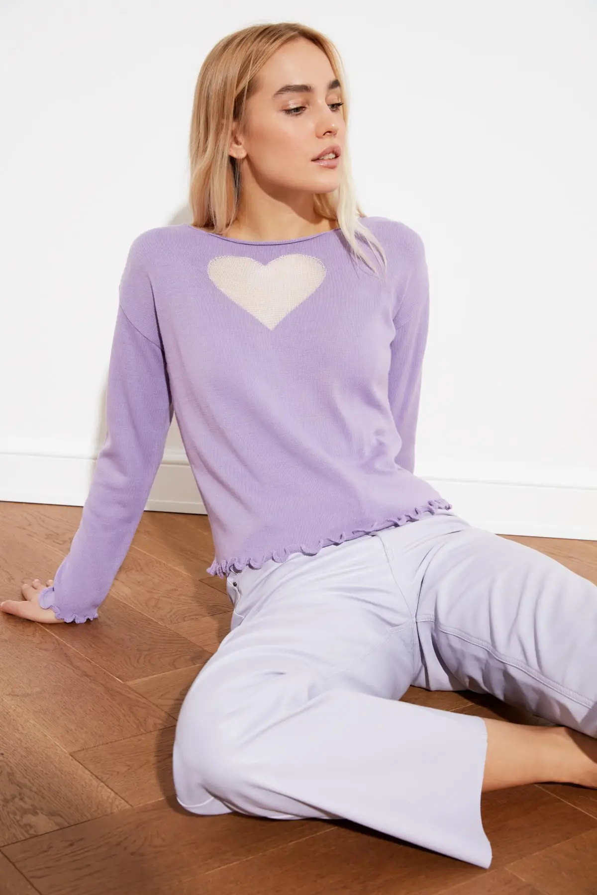 

Trendyol Skirt Tip Frilly Knitwear Sweater TWOSS21KZ0039