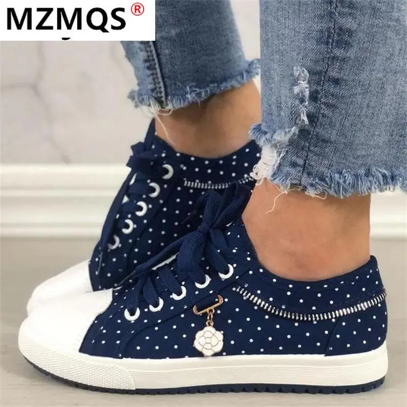 

2021 Spring New Women's Outdoor Comfortable Casual Shoes Ladies Blue Denim Polka-dot Flat Lace-up Round Toe Shoes for Woman