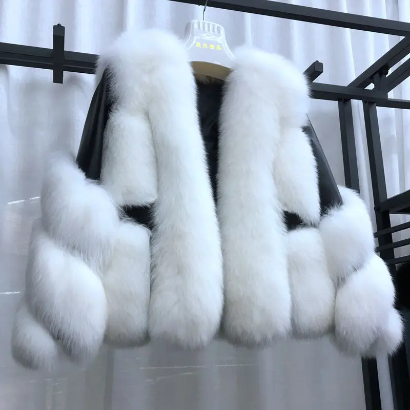 

2021 fox fur coat women's short section winter new Korean version of long-sleeved fashion fur one coat female