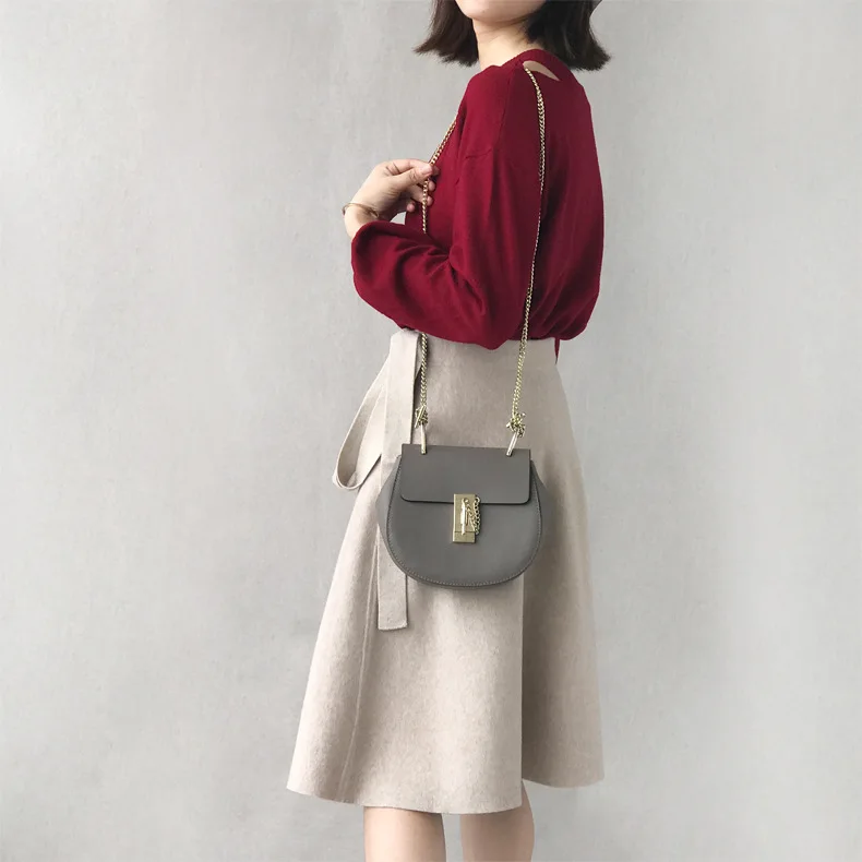 Однотонная Осенняя женская короткая вязаная юбка с поясом элегантная подходящая