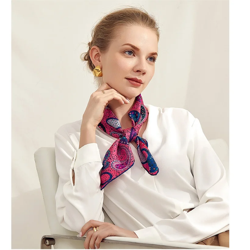 

Fashion Print 100% Silk Bandana Scarf Women Hair Head Scarves for Hair Wrapping 65*65cm