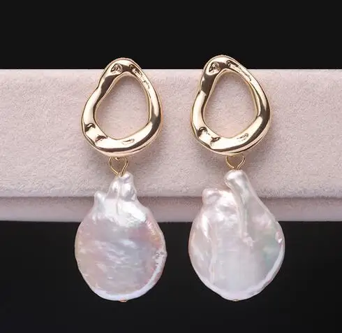 

wholesale Natural Freshwater pearl Baroque 14k Gold injection earrings Jewellery