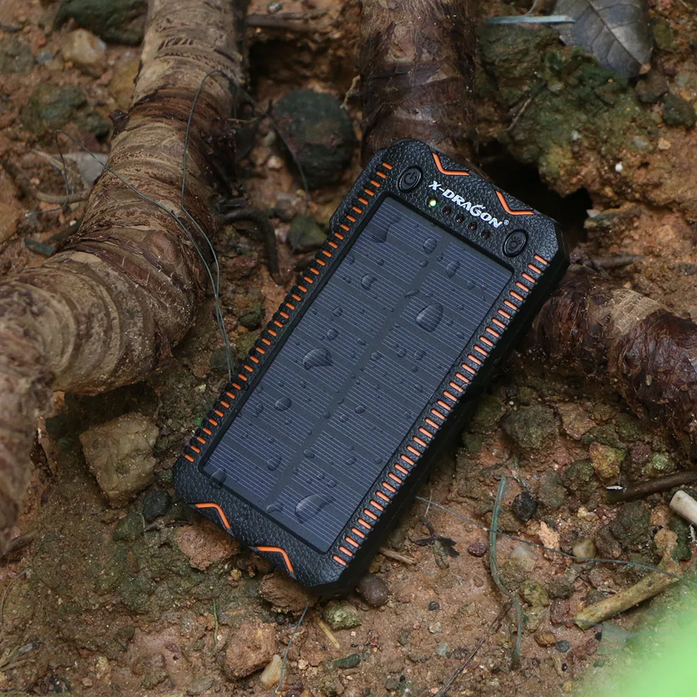 Портативное зарядное устройство 30000 мАч на солнечной энергии с двумя Usb разъемами