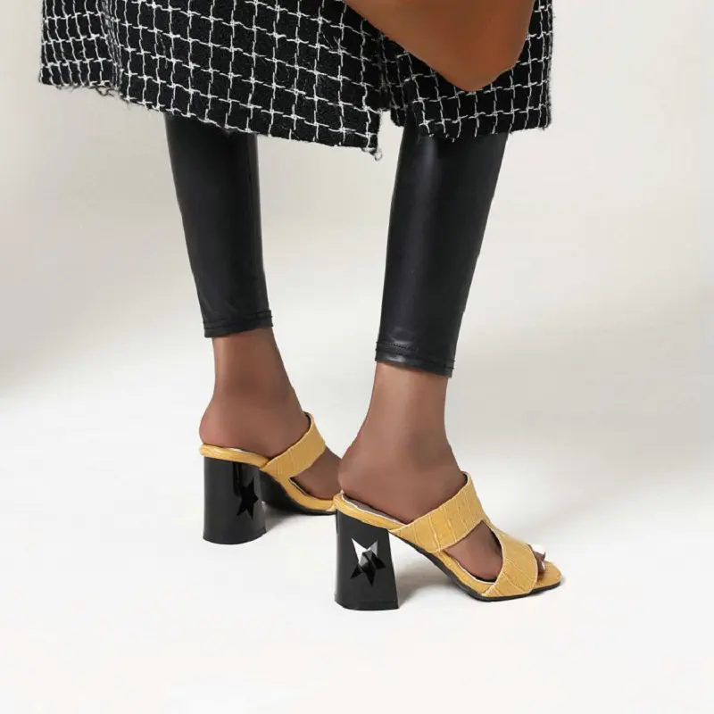 2020 летние сандалии ZawsThia с открытым носком на блочном высоком каблуке серебристо