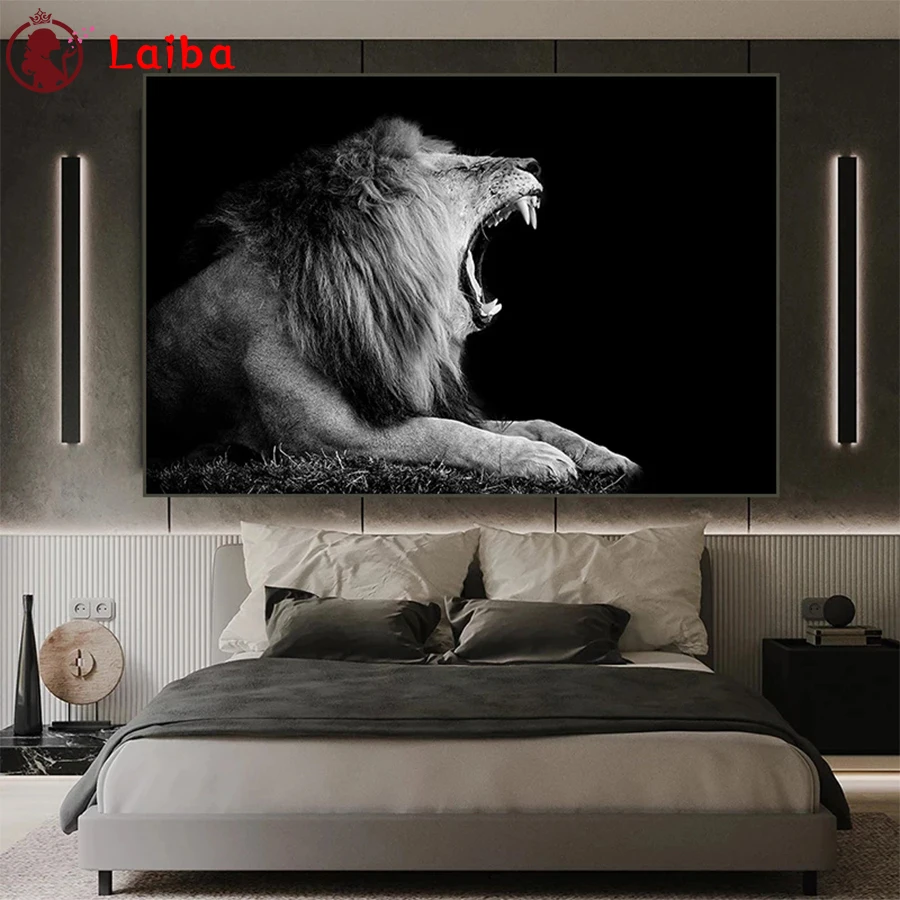 

Full square Round drill Diamond embroidery Black and white animal art, roaring lion 5D DIY diamond Painting Cross Stitch Mosaic