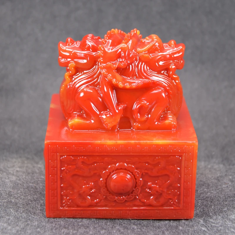 8cm imitation Shoushan Stone Double Dragon Seal Emperor Qin Shihuang's national jade seal decoration antique stone red signet