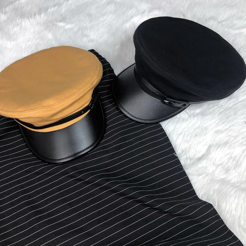 

2020 PU Leather Splicing Military Hat Spring Autumn Sailor Hat Women Berets Flat Top Female Travel Cadet Captain Caps Fashion