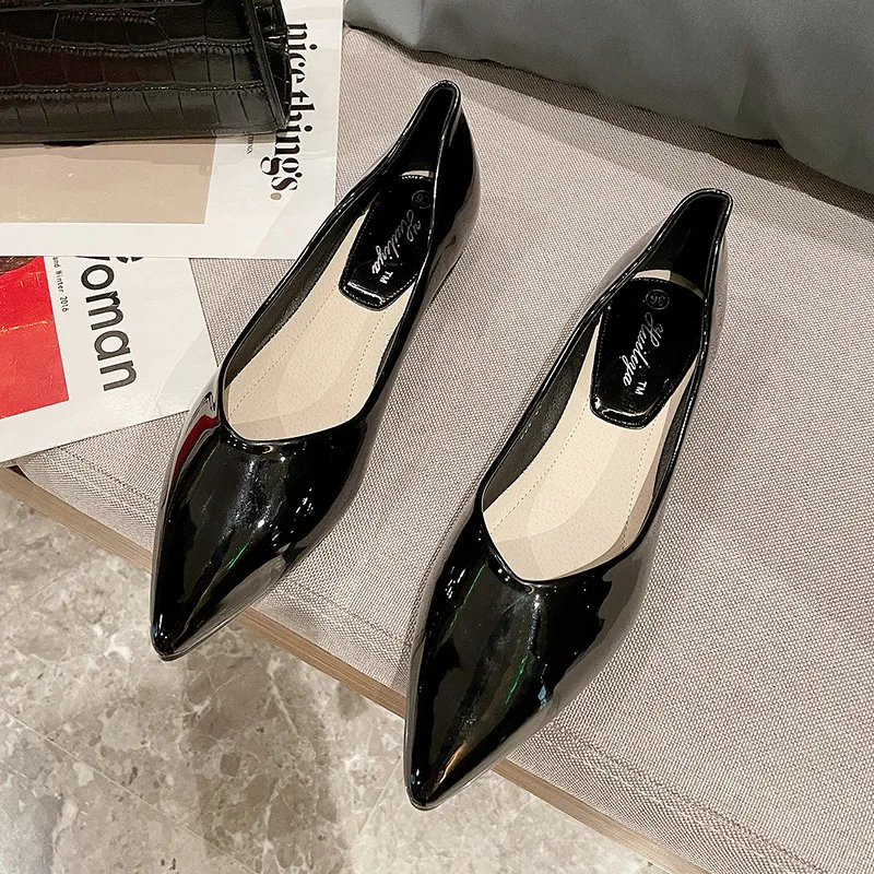 

Shoes Woman Flats Pointed Toe Casual Female Sneakers Oxfords Shallow Mouth British Style Dress Nurse Leather Patent Leather Prep