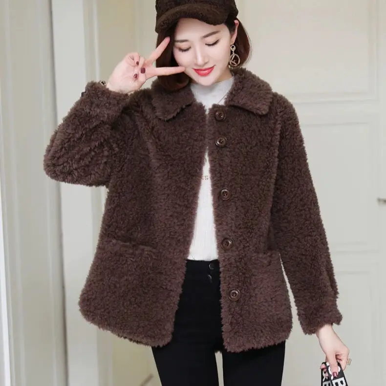 

2021 Female Winter Thicken Warm h Overcoat Casual Pocket Loose Short Outwear Women Korean Fashion Lamb Faux Fur Coat C108