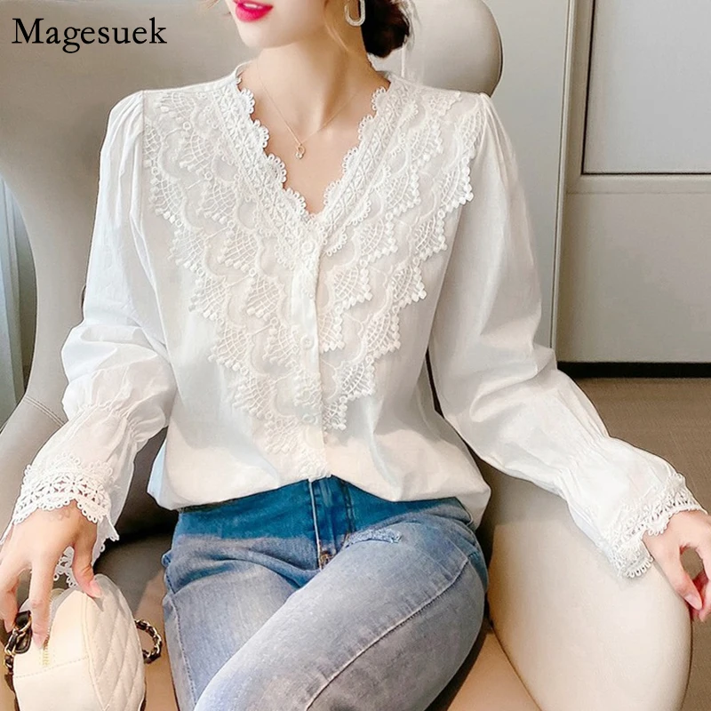 

New Spring Plus Size White Shirt Women Puff Sleeve Button Vintage V-neck Blouse Women Casual Loose Lace Blouses Tops Blusa 11127