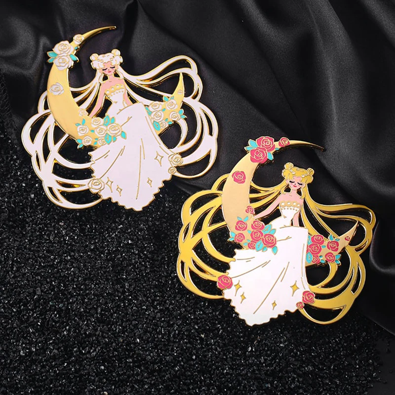 

Sailor Moon Princess Serenity Enamel Pin Fantasy Pretty Guardian Brooch Roses Gold Badge Anime Manga Fans Flair Addition Gift
