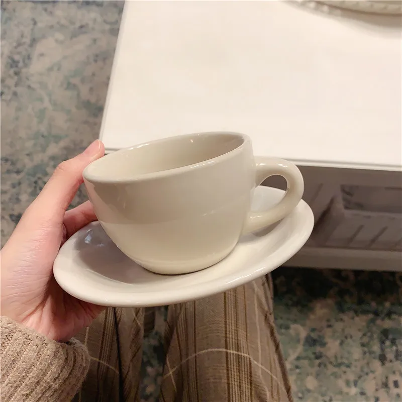 

Nordic retro Beige round fat lovely coffee milk cup plate breakfast afternoon tea ceramic mug tableware