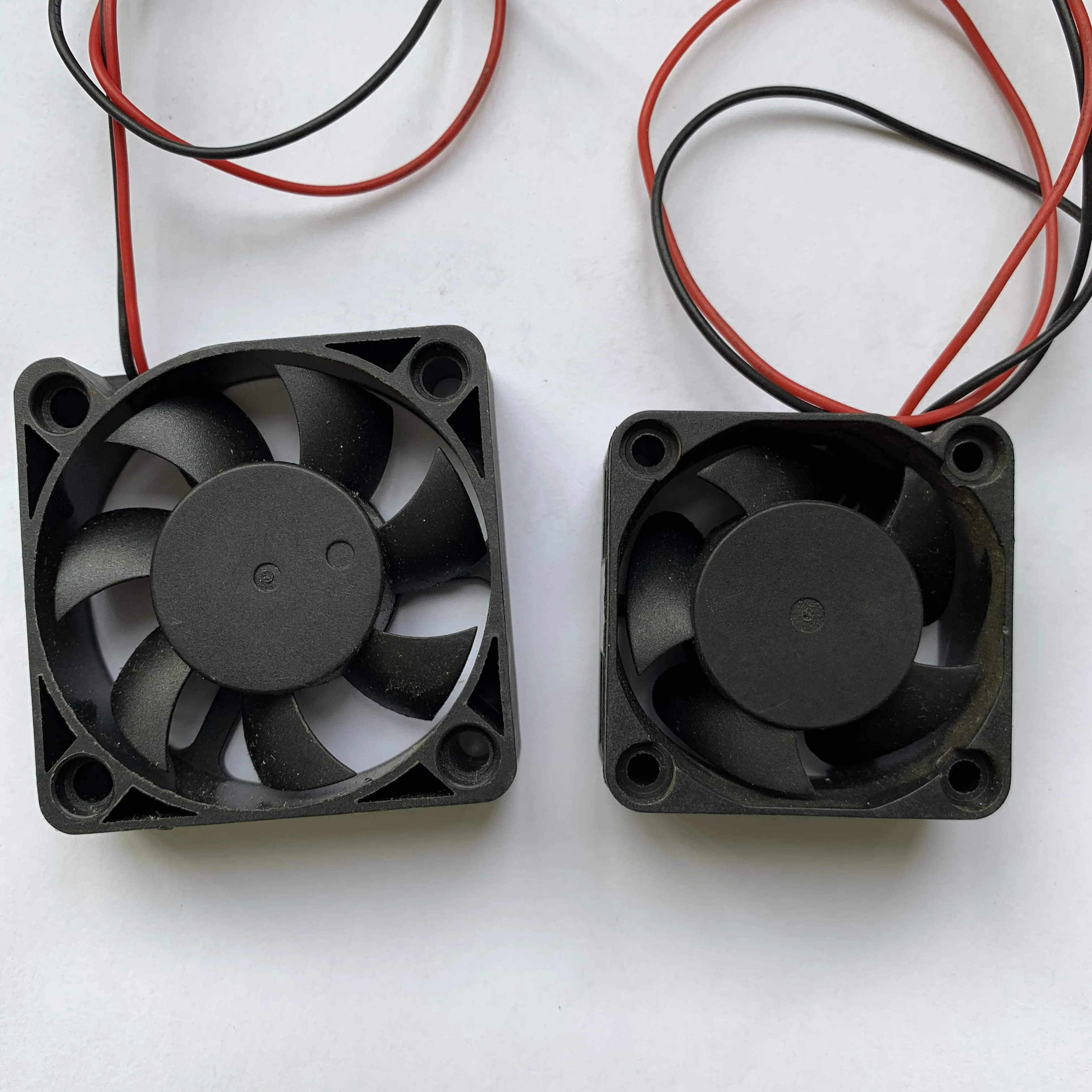 2pcs DC12v miniature cooling fan computer radiator 40*40mm 0.18A | HVAC Systems &amp Parts