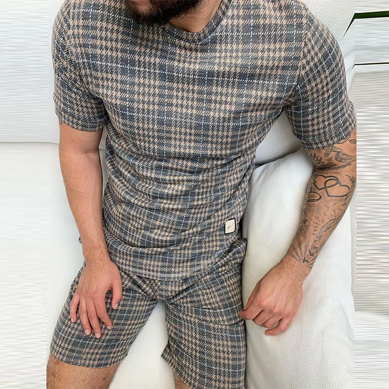 

2 Pieces Set Harajuku Plaid Print Tracksuits Men Streetwear Summer Mens Casual Short Sleeve O-Neck Tee And Shorts Suits Fashion