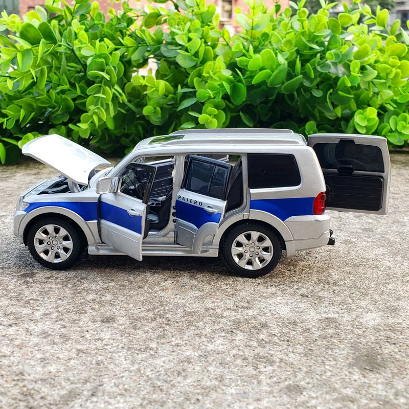 Лидер продаж литой внедорожник Mitsubishi Pajero 1:32 миниатюрная модель автомобиля из