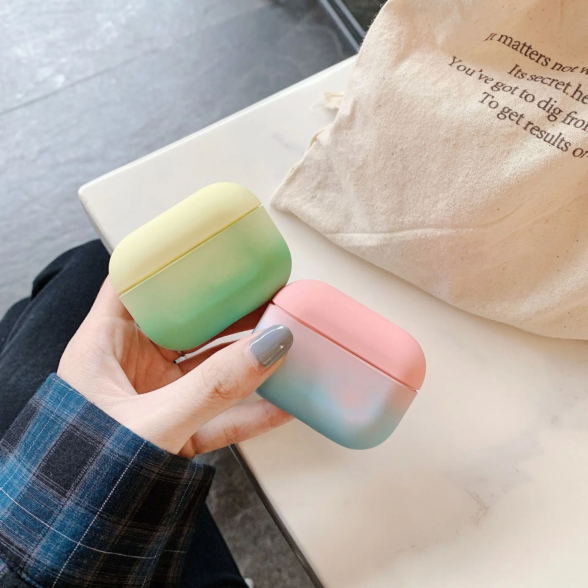 

Чехол для беспроводной Bluetooth-гарнитуры для Airpods Pro, простой градиентный цветной защитный чехол для наушников AirPods Pro, Твердый чехол для ПК