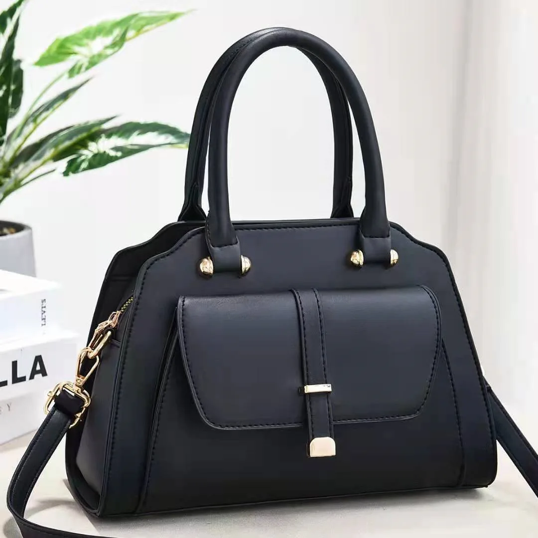 

New Shell Messenger Bag In Autumn and Winter of 2021 Fashionable Elegant Simple and Fashionable Women's Hand Bag