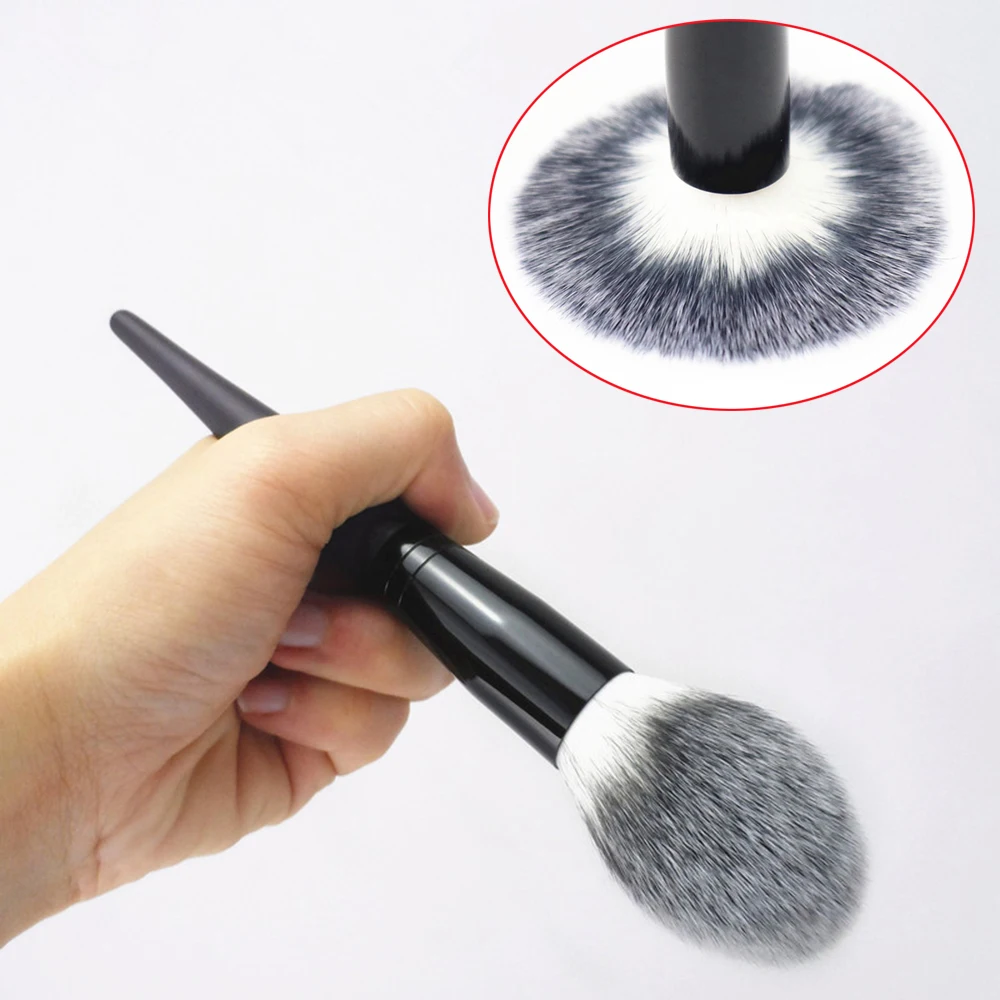 

1 PC Large Soft Powder Big Blush Flame Brush Foundation Makeup Brush Cosmetic Tool Blusher Professional Soft Brushes