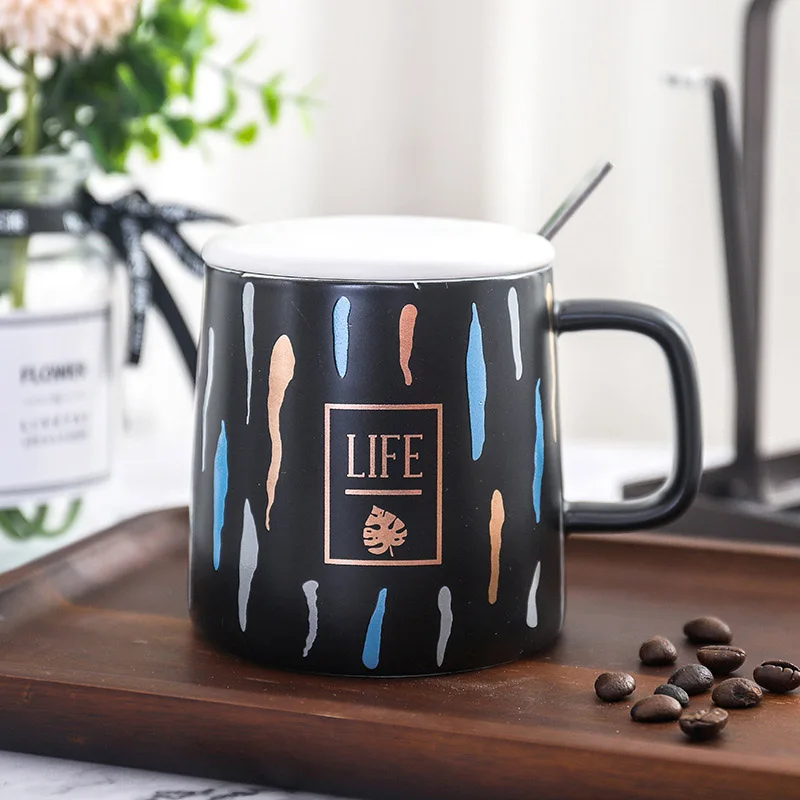 04 Мода 400 мл геометрические узоры керамическая кружка с ложкой крышкой, в скандинавском стиле керамическая чашка студенческие парные чашки чайная кружка для питья подарок - Цвет: 04