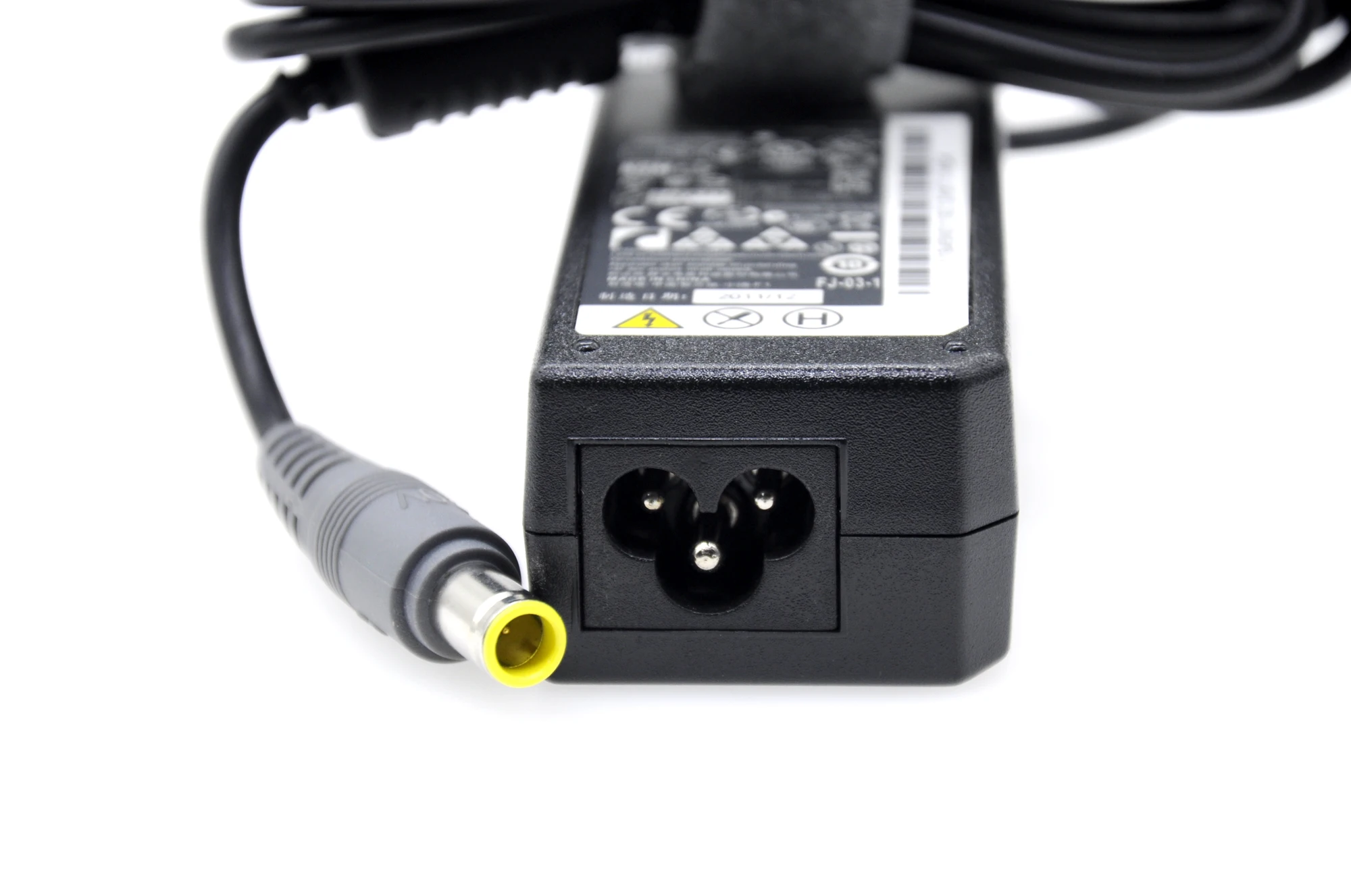 original 20v 3 25a ac adapter laptop charger for lenovo thinkpad r60 r61 t60 t61p x220 x201i x61s x200 x60 x61 e40 x301 45n0119 free global shipping