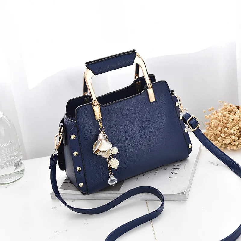 

2021 Brand New Women Fashion Ornaments Totes Solid Metal Handle Handbag Hotsale Ladies Purse Messenger Crossbody Shoulder Bags
