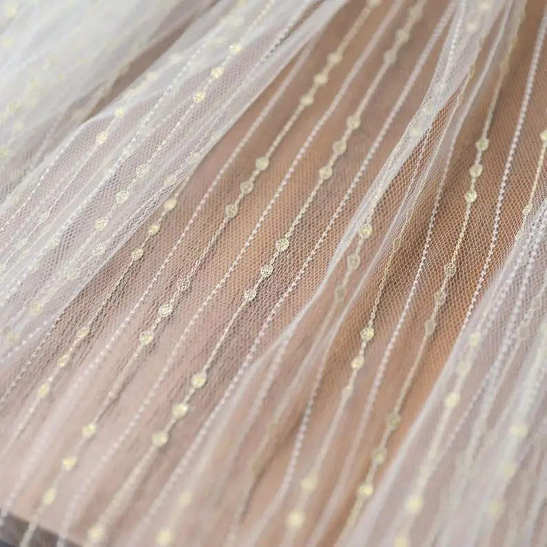 Черная сетчатая кружевная ткань вышитые золотые полосы кружево в горошек белая