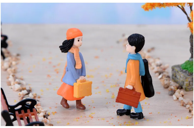 2Pcs 2x5cm Mini Figures Couple Home Decoration Accessories Fairy Garden Lovers Ornament Dollhouse Figurines Miniature Decor