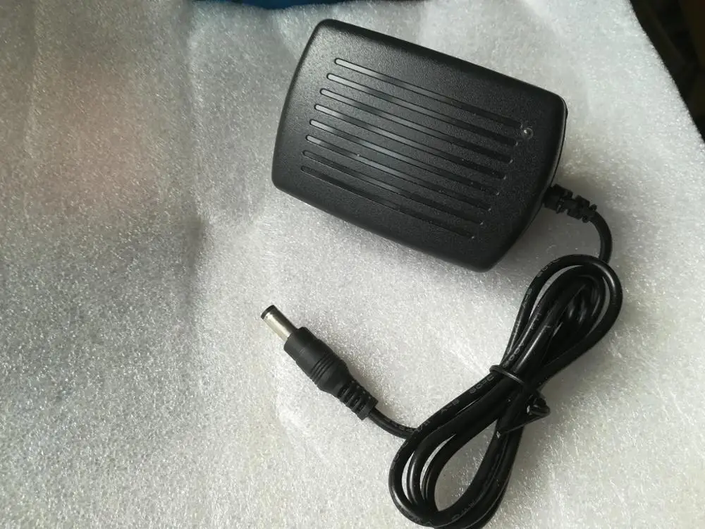 Зарядное устройство OBDSTAR для X300DP X300PAD2 DP600 DP PAD2 220V |