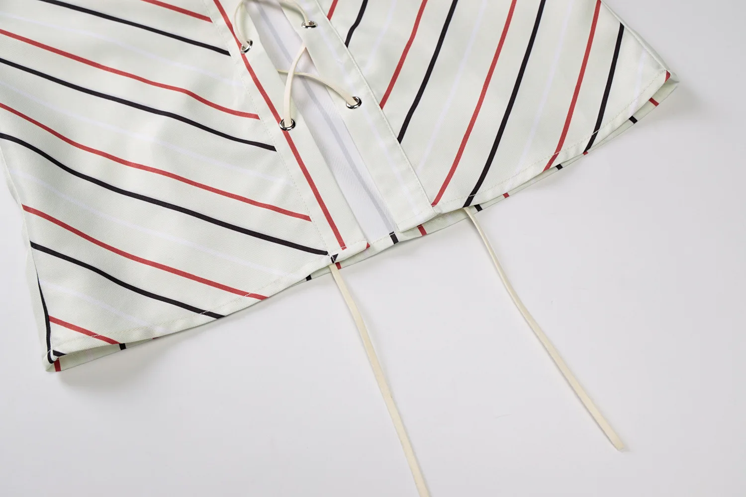 

Spring Ins Hot New Tie Hollow Out T Shirt Top Women's Clothing Female Streetwear Tops Slim Casual High Waist Top Ladies